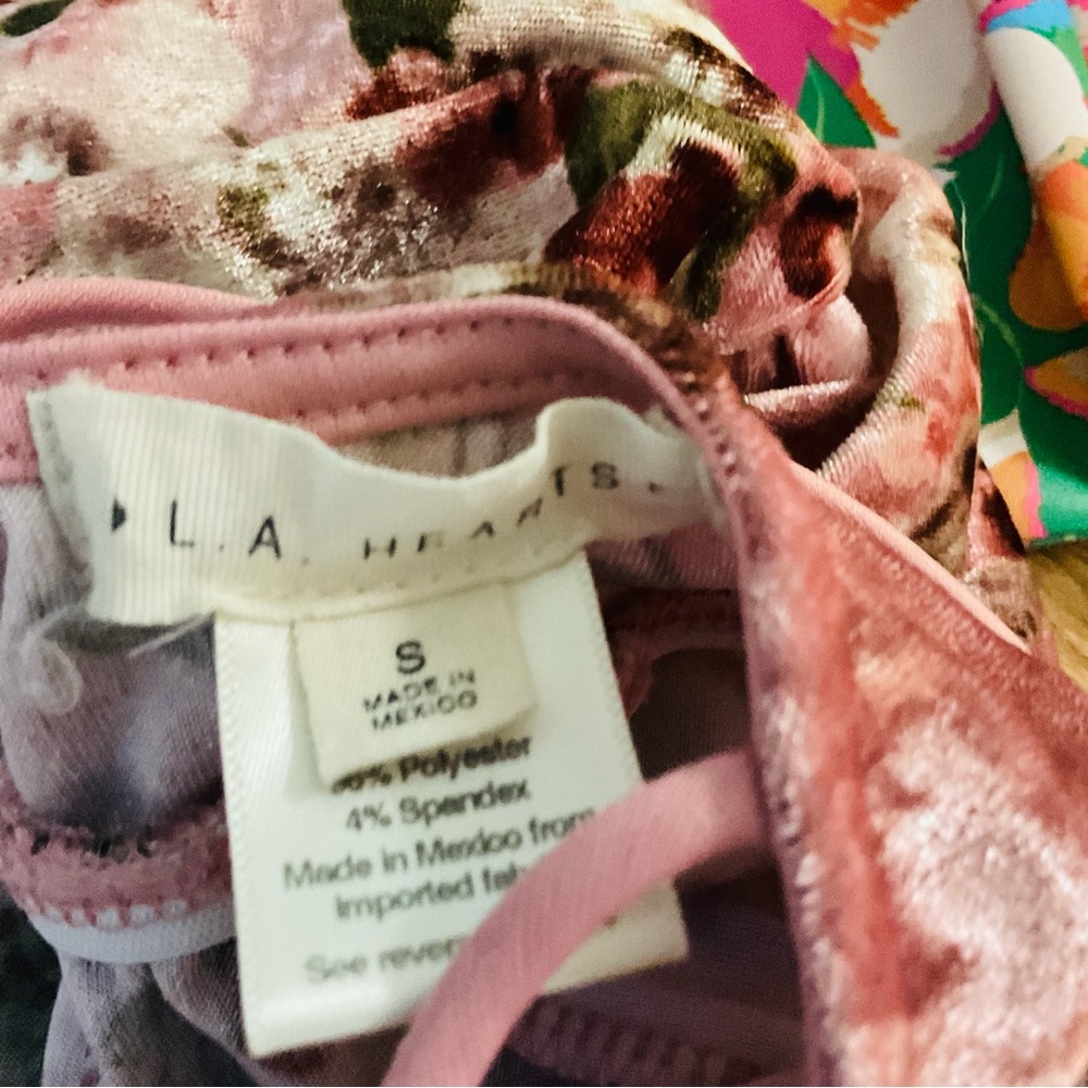 PacSun LA Hearts pink crushed velvet floral print strappy rompe Size Small. - Picture 7 of 11